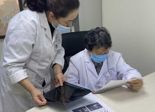 11.21-23日河南省医药院附属医院力邀上海消化内科专家金晓燕来院会诊